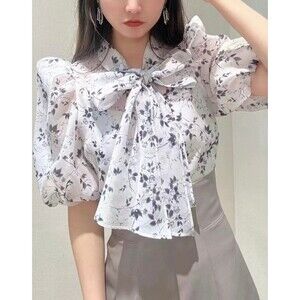 Japan Fashion Sweet Chiffon Blouse with Bow Tie & Puff Sleeves